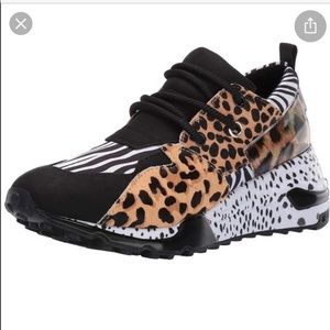 Steve🖤Madden sneakers.  size 7.5